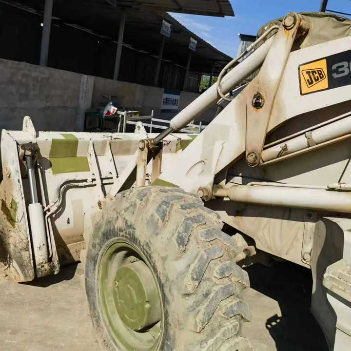 Hot sale Backhoe loader JCB 3CX 4*4 tlb loader UKmade, used cheap JCB 3CX retro loader and digger in good condition - Máy xúc trước múc sau: hình 1 Hot sale Backhoe loader JCB 3CX 4*4 tlb loader UKmade, used cheap JCB 3CX retro loader and digger in good condition - Máy xúc trước múc sau: hình 1