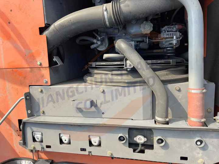 Hot sale Used Hitachi ZX200-3 digger 20ton Excavator second hand excavator - Máy xúc bánh xích: hình 3 Hot sale Used Hitachi ZX200-3 digger 20ton Excavator second hand excavator - Máy xúc bánh xích: hình 3