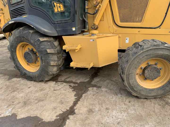 JCB 3cX backhoe loader manufactured in 2022 with telescopic boom JCB3CX JCB4CX JCB 3DX - Máy xúc trước múc sau: hình 3 JCB 3cX backhoe loader manufactured in 2022 with telescopic boom JCB3CX JCB4CX JCB 3DX - Máy xúc trước múc sau: hình 3