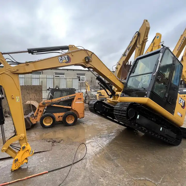 Japan CAT 306E 306E2 306D 305.5 307 308 excavator 95% new retro CAT 305.5 5.5tons with mini excavator bucket - Máy xúc bánh xích: hình 1 Japan CAT 306E 306E2 306D 305.5 307 308 excavator 95% new retro CAT 305.5 5.5tons with mini excavator bucket - Máy xúc bánh xích: hình 1