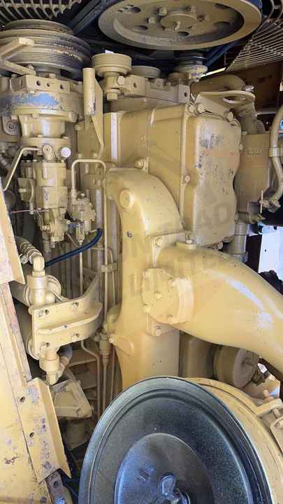 Japan Imported Caterpillar D7R Bulldozer Japan Original Cat D7G D7R D9n D8r Used Bulldozers - Máy ủi: hình 5 Japan Imported Caterpillar D7R Bulldozer Japan Original Cat D7G D7R D9n D8r Used Bulldozers - Máy ủi: hình 5