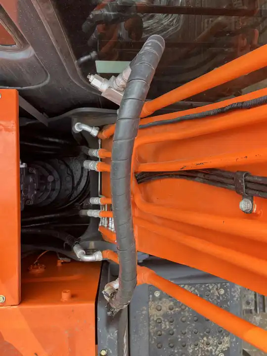 Máy xúc bánh xích Japan Original 12 ton Used Excavator Hitachi ZX120 in good condition for Sale: hình 6