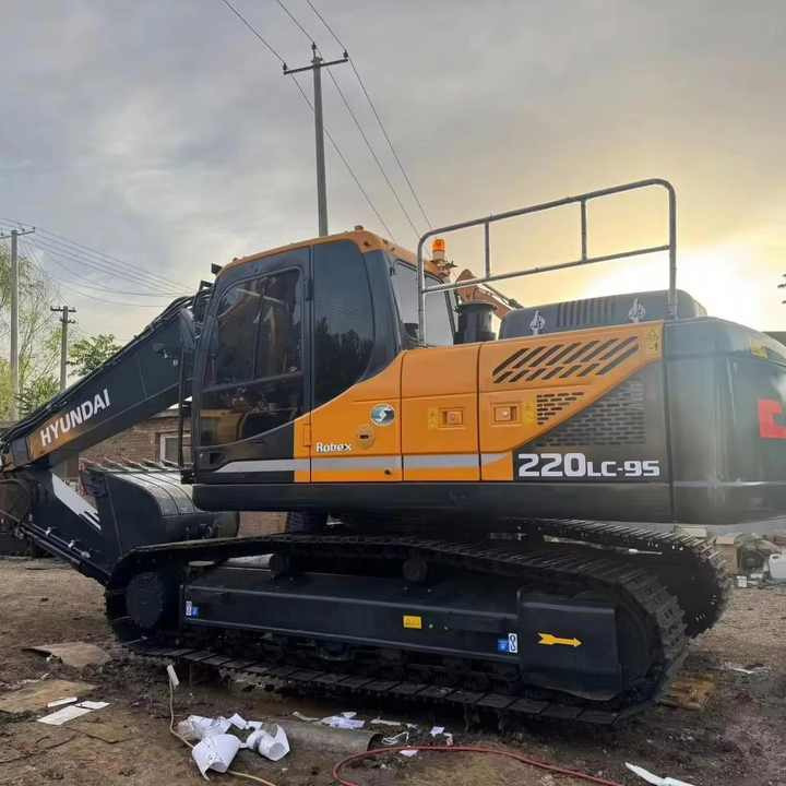Korea Original Used Hyundai 220LC-9S Excavator Used Robex Hyundai 220 Excavator 220LC-9S Used Excavators for Sale - Máy xúc: hình 2 Korea Original Used Hyundai 220LC-9S Excavator Used Robex Hyundai 220 Excavator 220LC-9S Used Excavators for Sale - Máy xúc: hình 2