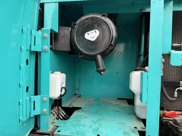 Large Second-Hand Excavators Kobelco Sk200 SK210 20ton with EPA and CE on Sale in Japan - Máy xúc: hình 3 Large Second-Hand Excavators Kobelco Sk200 SK210 20ton with EPA and CE on Sale in Japan - Máy xúc: hình 3