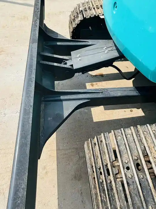 Original Color 7 Ton Hydraulic Excavator Kobelco Sk75-8 Mini Tracked Excavator With Quality Warranty In Shanghai - Máy xúc bánh xích: hình 3 Original Color 7 Ton Hydraulic Excavator Kobelco Sk75-8 Mini Tracked Excavator With Quality Warranty In Shanghai - Máy xúc bánh xích: hình 3