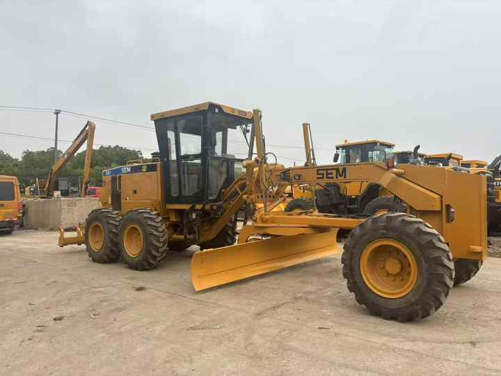 Second Hand SEM921 Motor Grader / Second Hand Motor Grader Sem 921 922 919 SEM Motor Grader for Sale - Máy san: hình 2 Second Hand SEM921 Motor Grader / Second Hand Motor Grader Sem 921 922 919 SEM Motor Grader for Sale - Máy san: hình 2