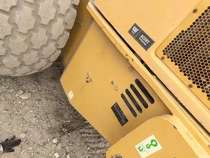 Used 18 ton Caterpillar Road Roller CAT CS76T Road Paving Machinery Soil Compactor made in USA - Máy lăn đường: hình 3 Used 18 ton Caterpillar Road Roller CAT CS76T Road Paving Machinery Soil Compactor made in USA - Máy lăn đường: hình 3