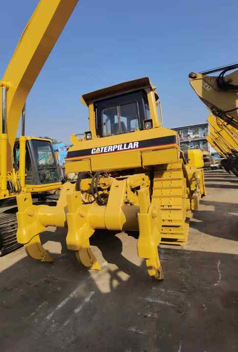 Used Bulldozers CAT D7R D8R with low price in Low Working Hour - Máy ủi: hình 4 Used Bulldozers CAT D7R D8R with low price in Low Working Hour - Máy ủi: hình 4