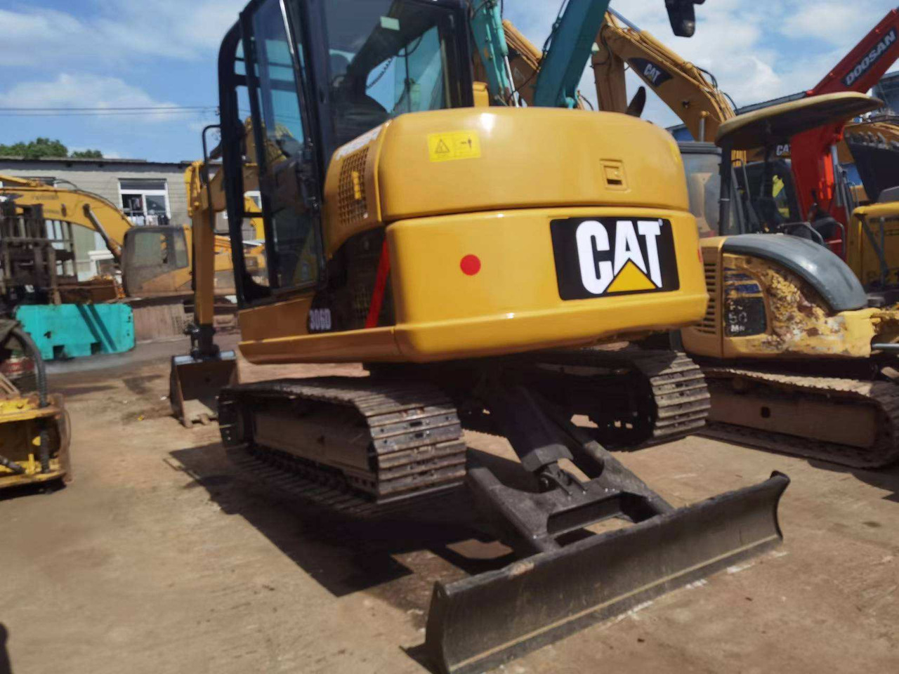 Used CAT 306D 306E 306E2 305.5 305 307 MINI EXCAVATOR - Máy xúc bánh xích: hình 5 Used CAT 306D 306E 306E2 305.5 305 307 MINI EXCAVATOR - Máy xúc bánh xích: hình 5