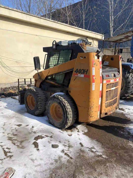Used Case 440H Skid Steer Loader for Sale - Máy xúc lật đa năng: hình 3 Used Case 440H Skid Steer Loader for Sale - Máy xúc lật đa năng: hình 3