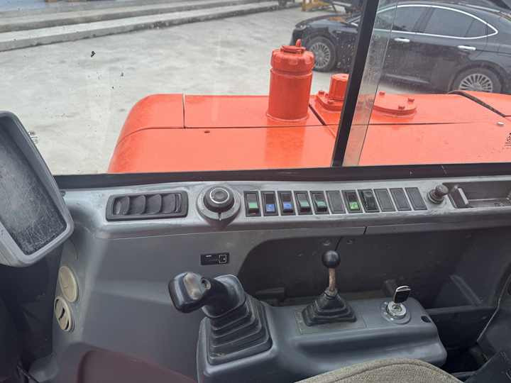 Used Excavator Doosan Dx60 Excavators Earth-moving Machinery Doosan Dx60 Dx80 Dx75 Dx225 Dh55 Dx60-9c for Sale - Máy xúc bánh xích: hình 3 Used Excavator Doosan Dx60 Excavators Earth-moving Machinery Doosan Dx60 Dx80 Dx75 Dx225 Dh55 Dx60-9c for Sale - Máy xúc bánh xích: hình 3