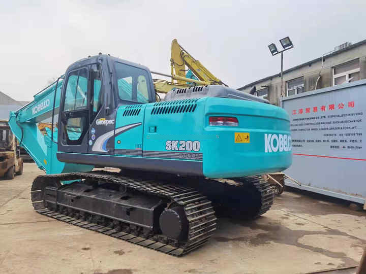 Used Kobelco sk200-8 excavator for sale original japan Kobelco Hydraulic Excavator sk200-3 sk 75 sk 75sr - Máy xúc bánh xích: hình 4 Used Kobelco sk200-8 excavator for sale original japan Kobelco Hydraulic Excavator sk200-3 sk 75 sk 75sr - Máy xúc bánh xích: hình 4