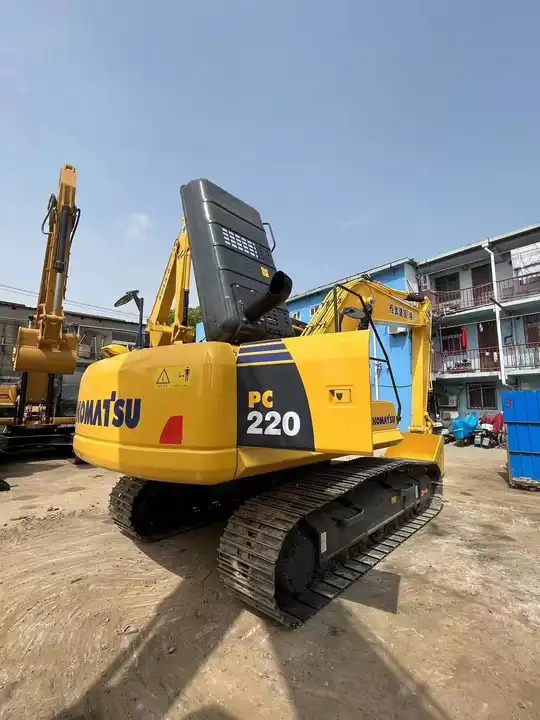 Used Komatsu Pc200-8 Excavator Used Japan Original Komatsu 220 200 Excavator Pc220-8 Excavator Available - Máy xúc: hình 4 Used Komatsu Pc200-8 Excavator Used Japan Original Komatsu 220 200 Excavator Pc220-8 Excavator Available - Máy xúc: hình 4