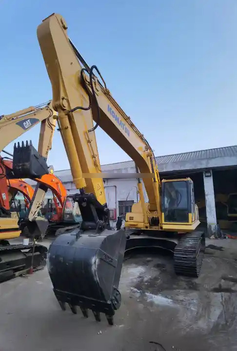 Used Komatsu excavator Pc220-8 in good condition for sale,second hand PC200-8 in good condition - Máy xúc bánh xích: hình 2 Used Komatsu excavator Pc220-8 in good condition for sale,second hand PC200-8 in good condition - Máy xúc bánh xích: hình 2