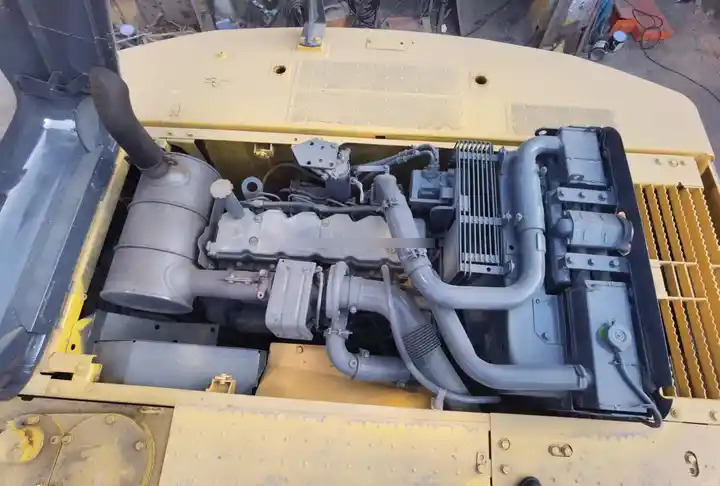 Used Komatsu excavator Pc220-8 in good condition for sale,second hand PC200-8 in good condition - Máy xúc bánh xích: hình 4 Used Komatsu excavator Pc220-8 in good condition for sale,second hand PC200-8 in good condition - Máy xúc bánh xích: hình 4