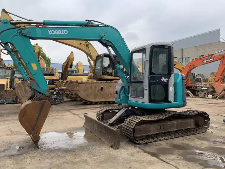 Used hydraulic Crawler Excavator Excavator Machine 7 Ton Kobelco SK75 Excavator good construction machinery for sale - Máy xúc mini: hình 4 Used hydraulic Crawler Excavator Excavator Machine 7 Ton Kobelco SK75 Excavator good construction machinery for sale - Máy xúc mini: hình 4