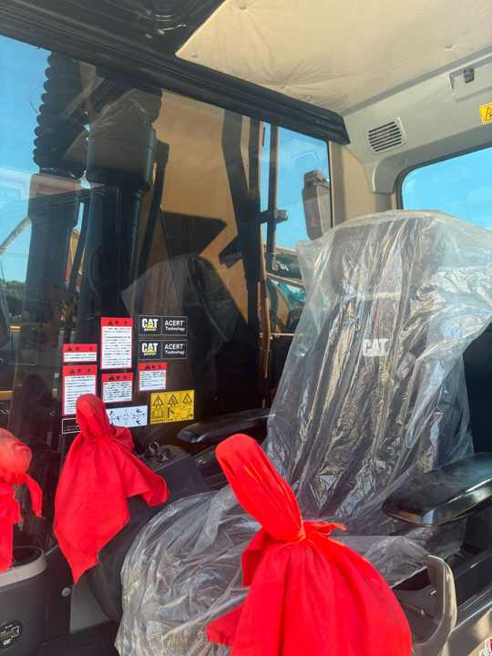 Used CAT320D Medium and Large Crawler Excavator Cat320b 325b 330b 336d In Stock - Máy xúc bánh xích: hình 4 Used CAT320D Medium and Large Crawler Excavator Cat320b 325b 330b 336d In Stock - Máy xúc bánh xích: hình 4