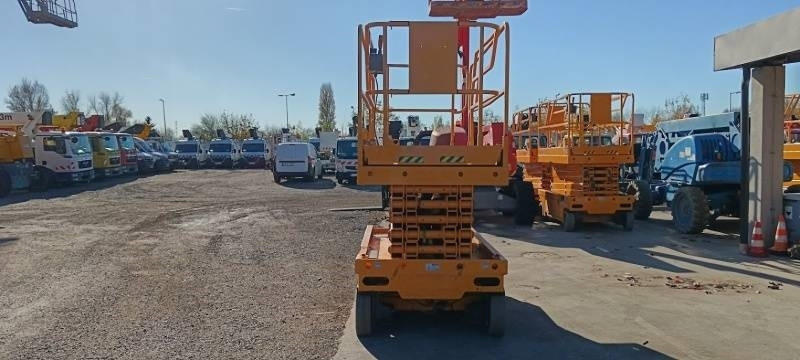 Haulotte Compact 14 - 14 m, electric - Máy nâng người hình kéo: hình 3 Haulotte Compact 14 - 14 m, electric - Máy nâng người hình kéo: hình 3