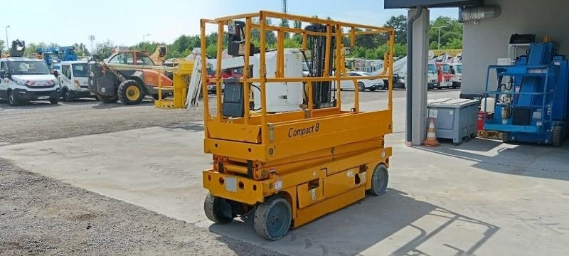 Haulotte Compact 8 - 8m, electric - Máy nâng người hình kéo: hình 2 Haulotte Compact 8 - 8m, electric - Máy nâng người hình kéo: hình 2