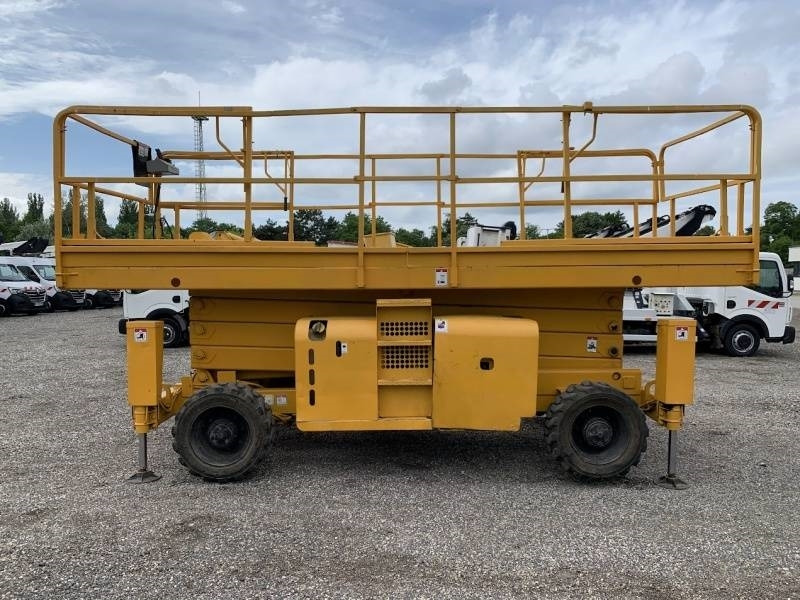 Haulotte H15SXL - 15m, 4x4, diesel - Máy nâng người hình kéo: hình 5 Haulotte H15SXL - 15m, 4x4, diesel - Máy nâng người hình kéo: hình 5