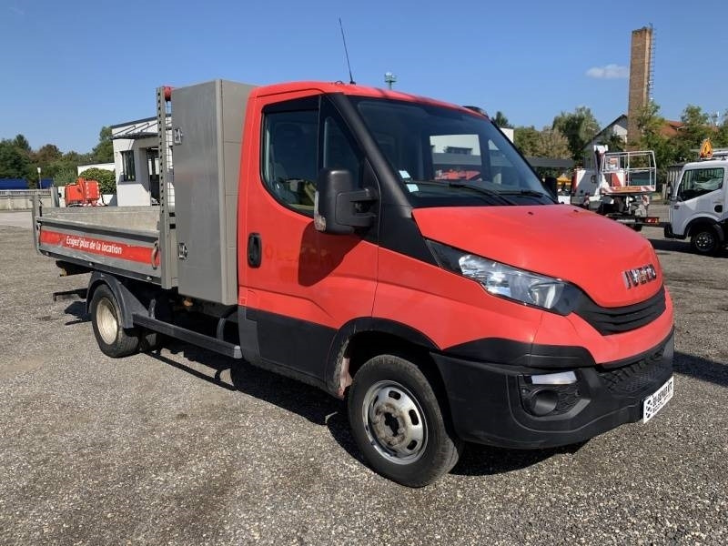 Iveco 35C12 - Tipper - Xe ben: hình 2 Iveco 35C12 - Tipper - Xe ben: hình 2