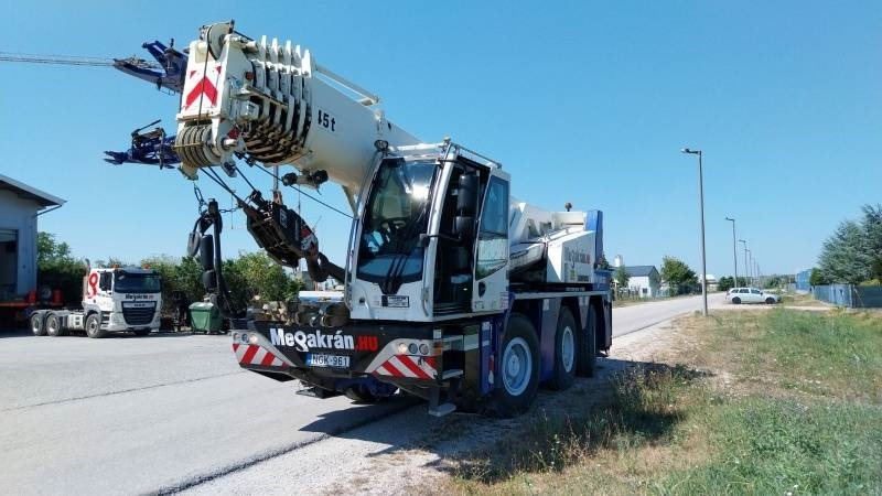 Liebherr LTC 1045-3.1 - Cần cẩu mọi địa hình: hình 3 Liebherr LTC 1045-3.1 - Cần cẩu mọi địa hình: hình 3