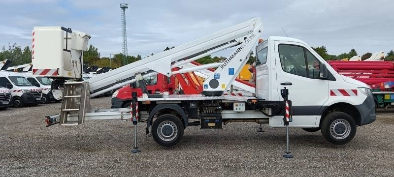 Mercedes-Benz Sprinter Ruthmann Ecoline 180 - 18m - 250 kg - Nền bục trên không gắn trên xe tải: hình 4 Mercedes-Benz Sprinter Ruthmann Ecoline 180 - 18m - 250 kg - Nền bục trên không gắn trên xe tải: hình 4