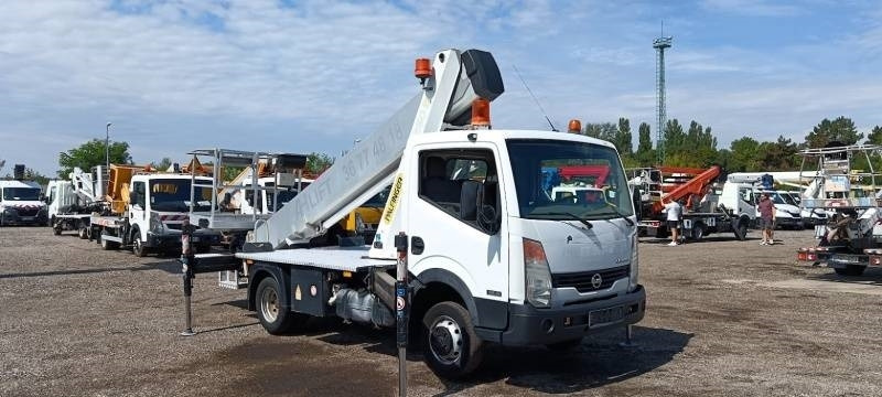 Nissan Cabstar Palfinger P260B - 25,6 m - 230 kg - Nền bục trên không gắn trên xe tải: hình 1 Nissan Cabstar Palfinger P260B - 25,6 m - 230 kg - Nền bục trên không gắn trên xe tải: hình 1