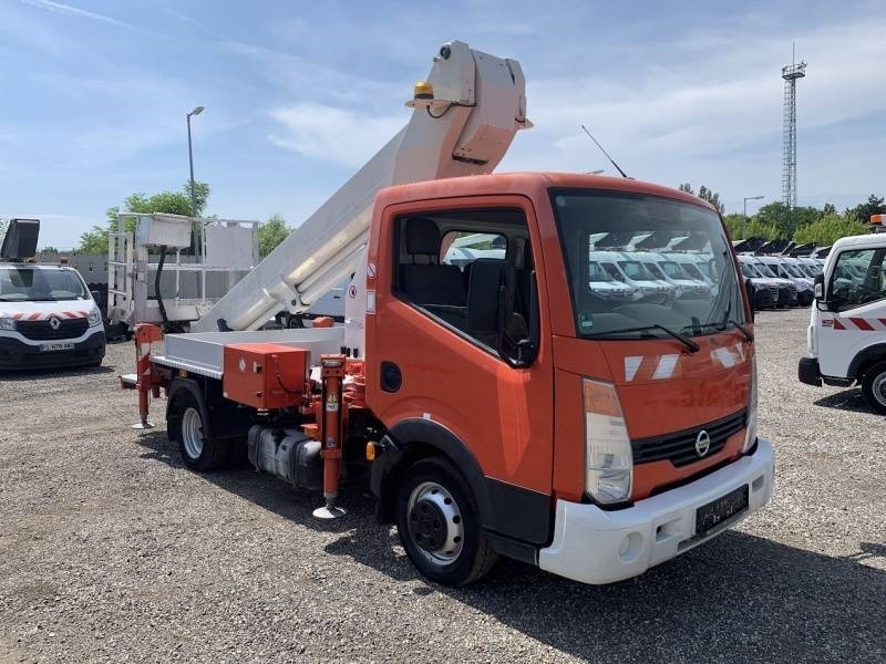 Nissan Cabstar Ruthmann-Steiger TB220 - 22,1m - 200 kg - Nền bục trên không gắn trên xe tải: hình 1 Nissan Cabstar Ruthmann-Steiger TB220 - 22,1m - 200 kg - Nền bục trên không gắn trên xe tải: hình 1
