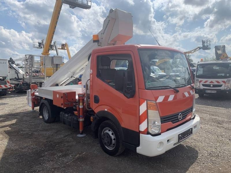 Nissan Cabstar Ruthmann TB270 - 27m - 230 kg  - Nền bục trên không gắn trên xe tải: hình 1 Nissan Cabstar Ruthmann TB270 - 27m - 230 kg  - Nền bục trên không gắn trên xe tải: hình 1