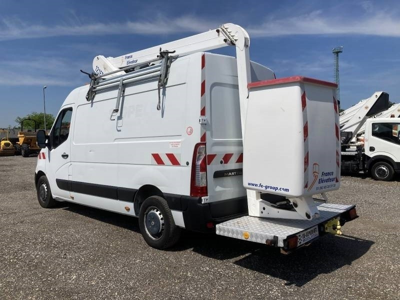 Renault Master France Elevateur 121FT - 12,5 m - 120kg - Nền bục trên không gắn trên xe tải: hình 5 Renault Master France Elevateur 121FT - 12,5 m - 120kg - Nền bục trên không gắn trên xe tải: hình 5