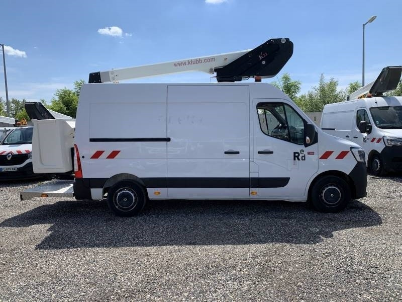 Renault Master Klubb K32 - 12,5 m, 120 kg - Nền bục trên không gắn trên xe tải: hình 4 Renault Master Klubb K32 - 12,5 m, 120 kg - Nền bục trên không gắn trên xe tải: hình 4