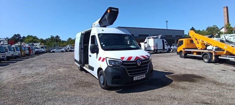 Renault Master Versalift VTL120C EVO - 11,7 m - 120kg - Nền bục trên không gắn trên xe tải: hình 1 Renault Master Versalift VTL120C EVO - 11,7 m - 120kg - Nền bục trên không gắn trên xe tải: hình 1