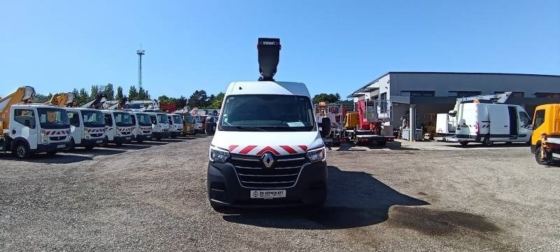 Renault Master Versalift VTL120C EVO - 11,7 m - 120kg - Nền bục trên không gắn trên xe tải: hình 3 Renault Master Versalift VTL120C EVO - 11,7 m - 120kg - Nền bục trên không gắn trên xe tải: hình 3