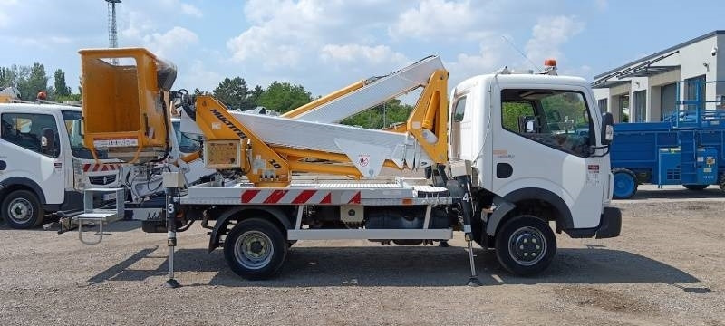 Renault Maxity Multitel MX200 - 20 m - Nền bục trên không gắn trên xe tải: hình 4 Renault Maxity Multitel MX200 - 20 m - Nền bục trên không gắn trên xe tải: hình 4