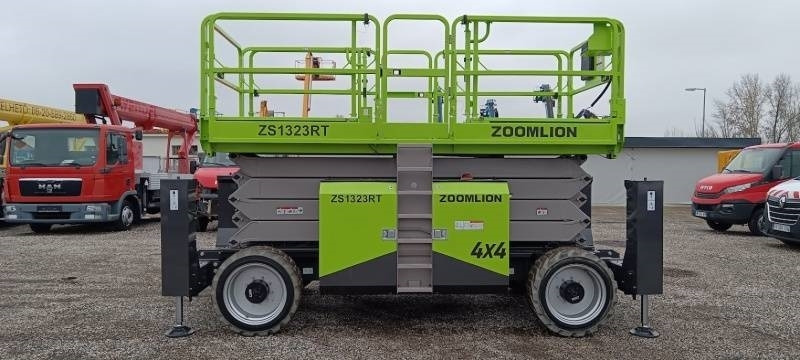 Zoomlion ZS1323RT - 15m, 4x4, diesel - Máy nâng người hình kéo: hình 5 Zoomlion ZS1323RT - 15m, 4x4, diesel - Máy nâng người hình kéo: hình 5