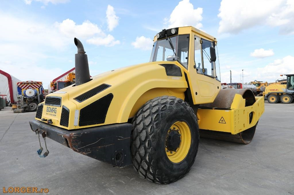 Bomag BW 219 D H-4 - Máy đầm: hình 3 Bomag BW 219 D H-4 - Máy đầm: hình 3