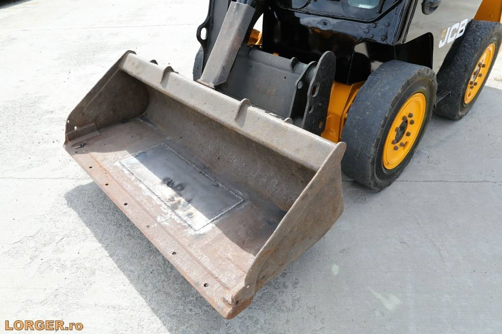 JCB 260 ECO - Máy xúc lật đa năng: hình 5 JCB 260 ECO - Máy xúc lật đa năng: hình 5