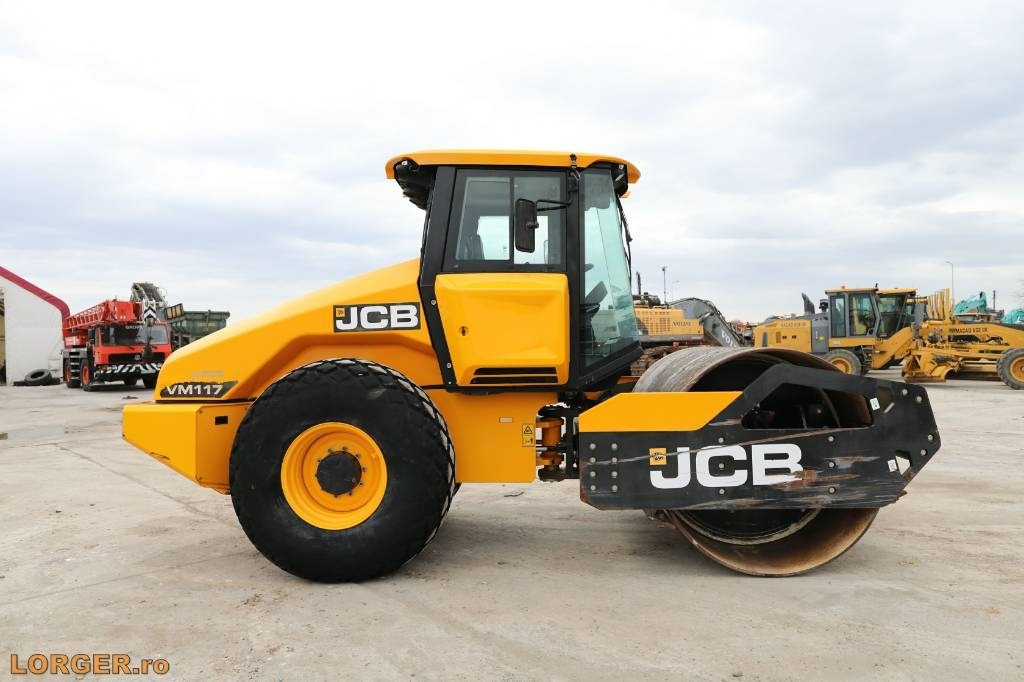 JCB VM 117 - Máy đầm: hình 2 JCB VM 117 - Máy đầm: hình 2