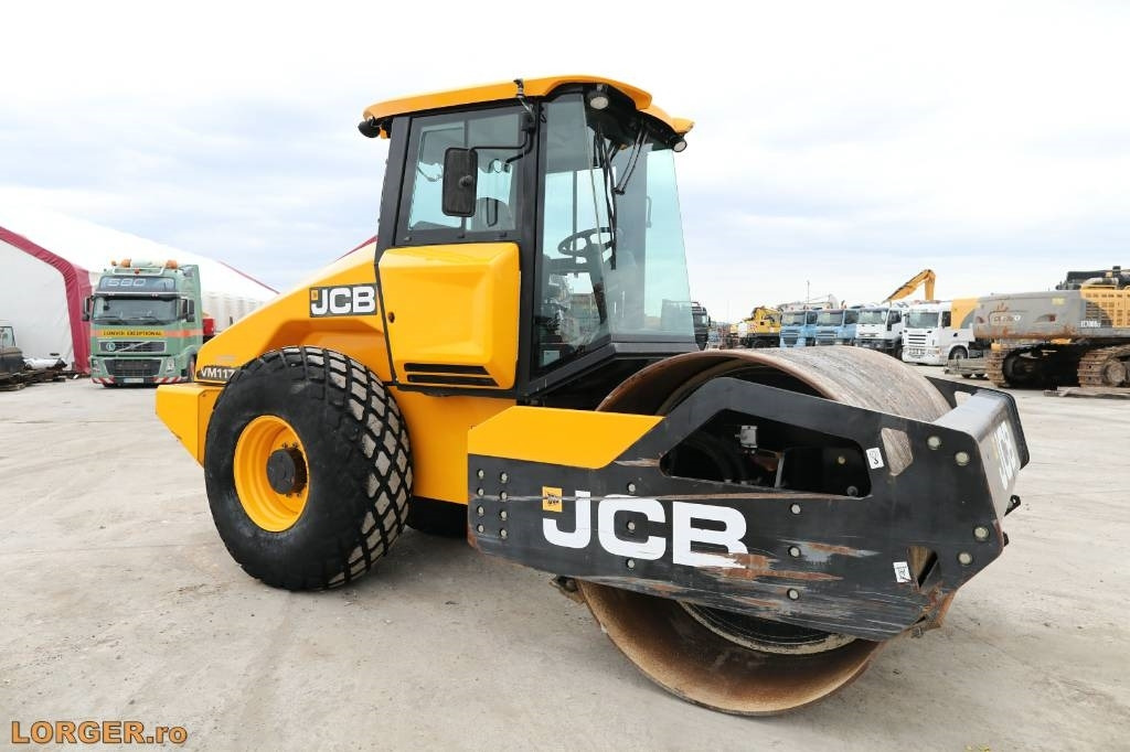 JCB VM 117 - Máy đầm: hình 1 JCB VM 117 - Máy đầm: hình 1