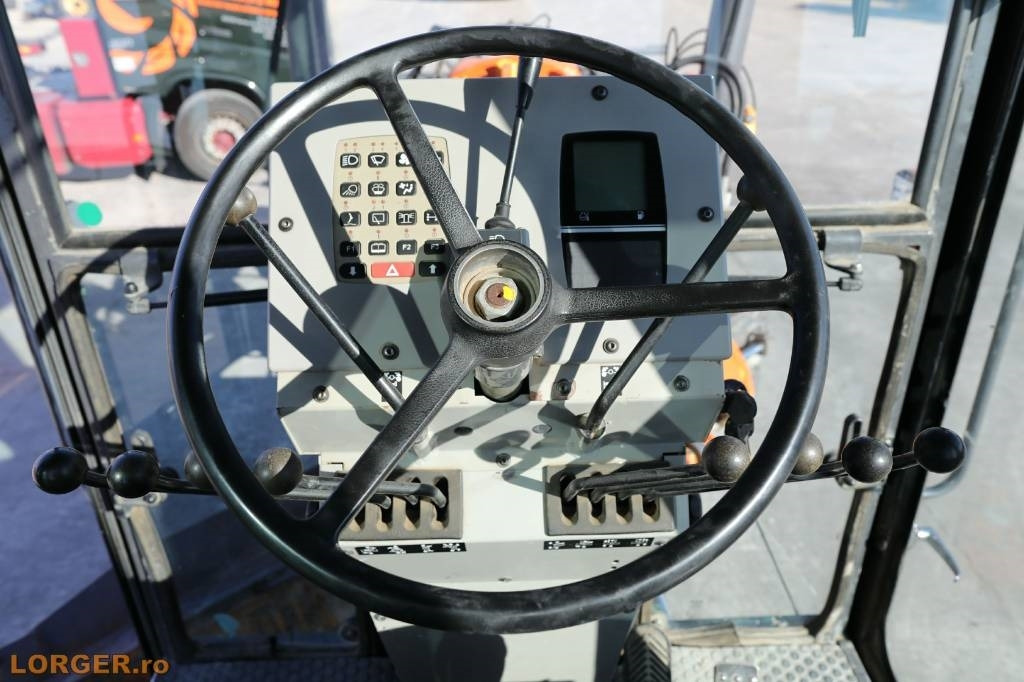 Máy san New Holland F 156.6 A with 3D GPS System: hình 27