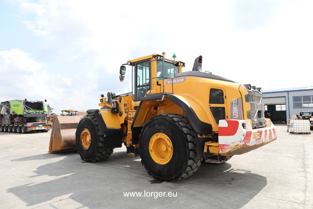 Volvo L 220 H - Máy xúc lật bánh lốp: hình 5 Volvo L 220 H - Máy xúc lật bánh lốp: hình 5