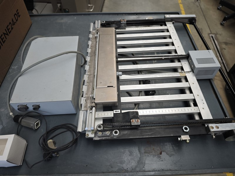 Horizon GFB-56 - Máy gấp giấy: hình 1 Horizon GFB-56 - Máy gấp giấy: hình 1