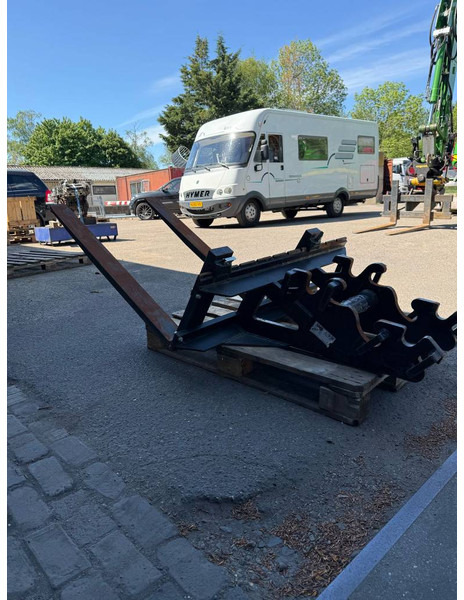 Saes PF-FEM2-110-CW10 palletforks / Palletgabeln / - Chĩa cho Máy móc xây dựng: hình 4 Saes PF-FEM2-110-CW10 palletforks / Palletgabeln / - Chĩa cho Máy móc xây dựng: hình 4