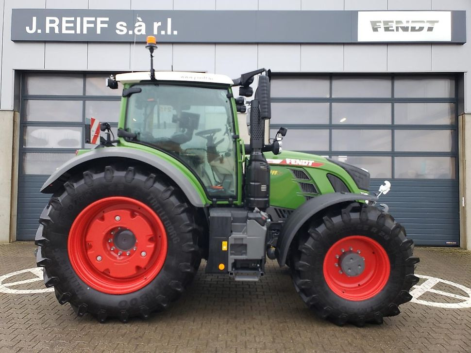 J.Reiff Sarl
Herr Stefan Neukirch - 77 Z.I in den - Máy cày: hình 3 J.Reiff Sarl
Herr Stefan Neukirch - 77 Z.I in den - Máy cày: hình 3