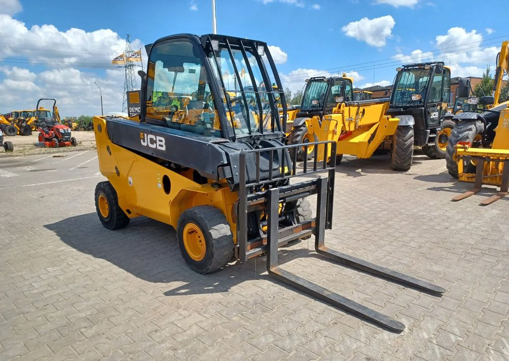JCB TLT 35-26D - Xe nhấc hình viễn vọng kính, Xe nâng: hình 2 JCB TLT 35-26D - Xe nhấc hình viễn vọng kính, Xe nâng: hình 2
