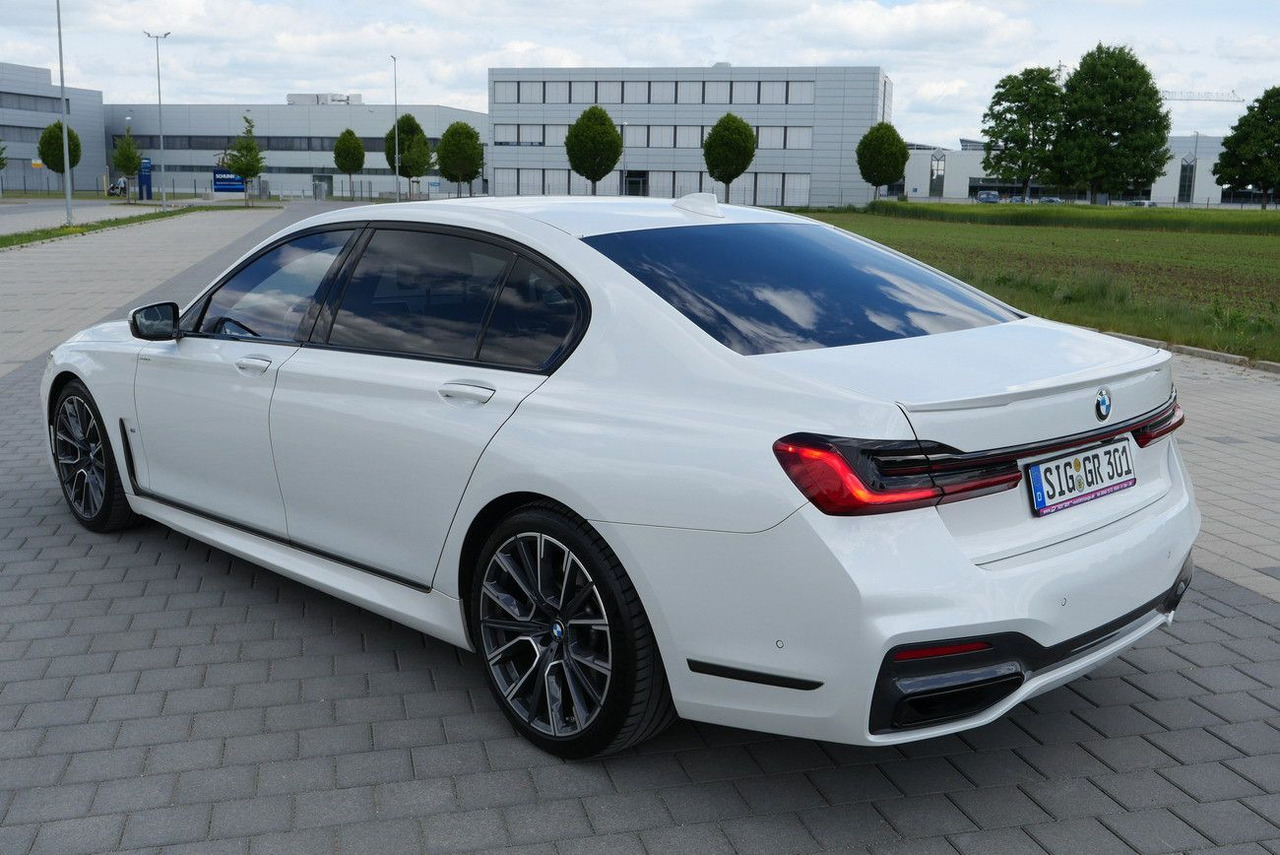 BMW 730Ld XDRIVE /VOLL/REAR ENTERT. /LANGSTRECKE 48V - Sedan: hình 5 BMW 730Ld XDRIVE /VOLL/REAR ENTERT. /LANGSTRECKE 48V - Sedan: hình 5