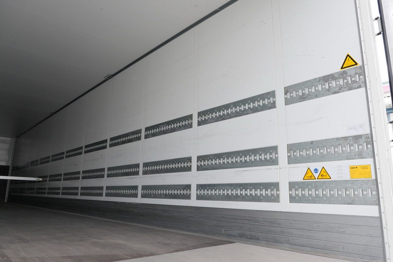 Sơ mi rơ moóc hộp kín Schmitz Cargobull SKO 24/3 x ZURR/2 x LIFT /LBW 2000 kg / 2,70: hình 22