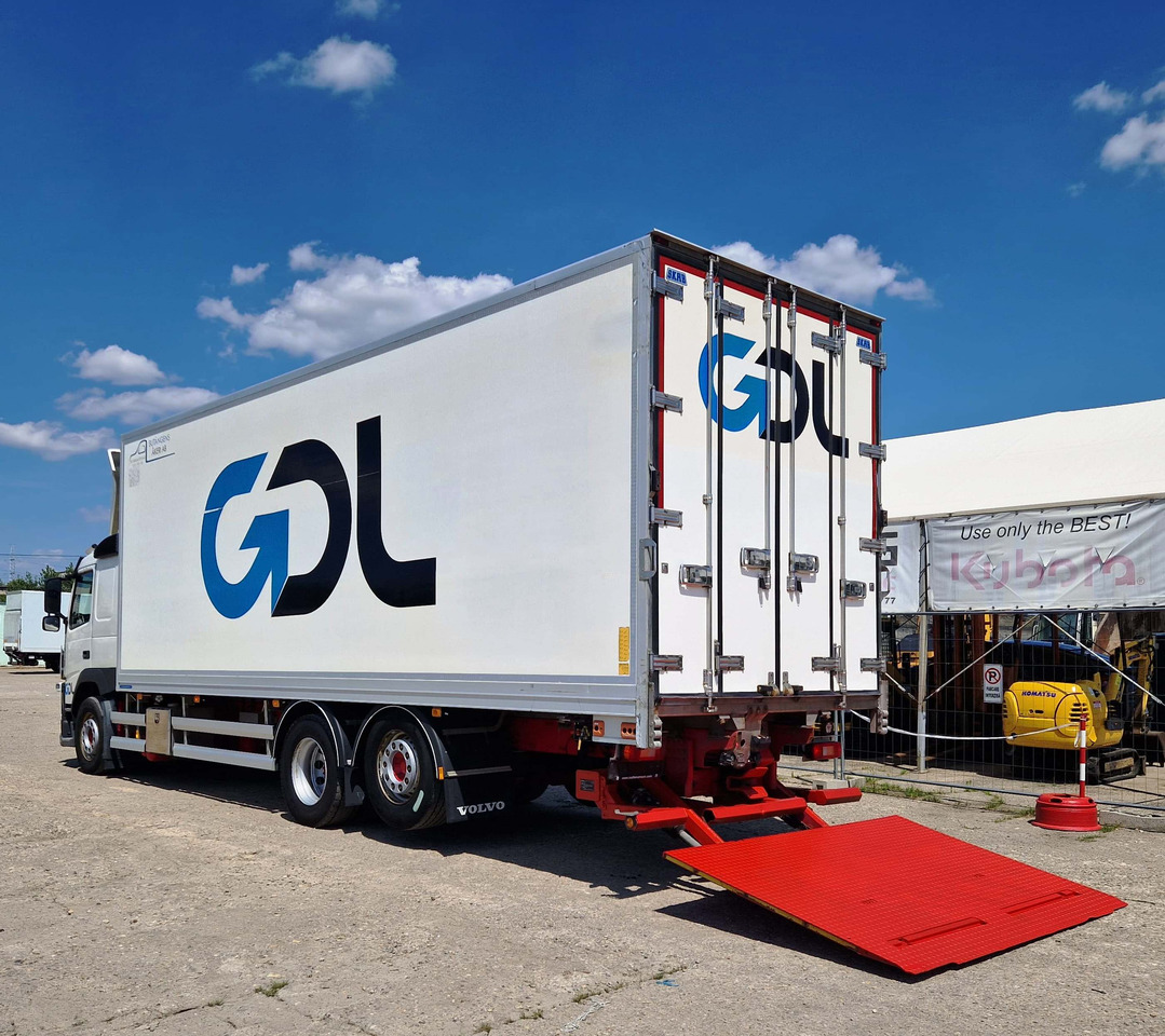 Xe tải đông lạnh để vận chuyển thức ăn VOLVO FM: hình 7