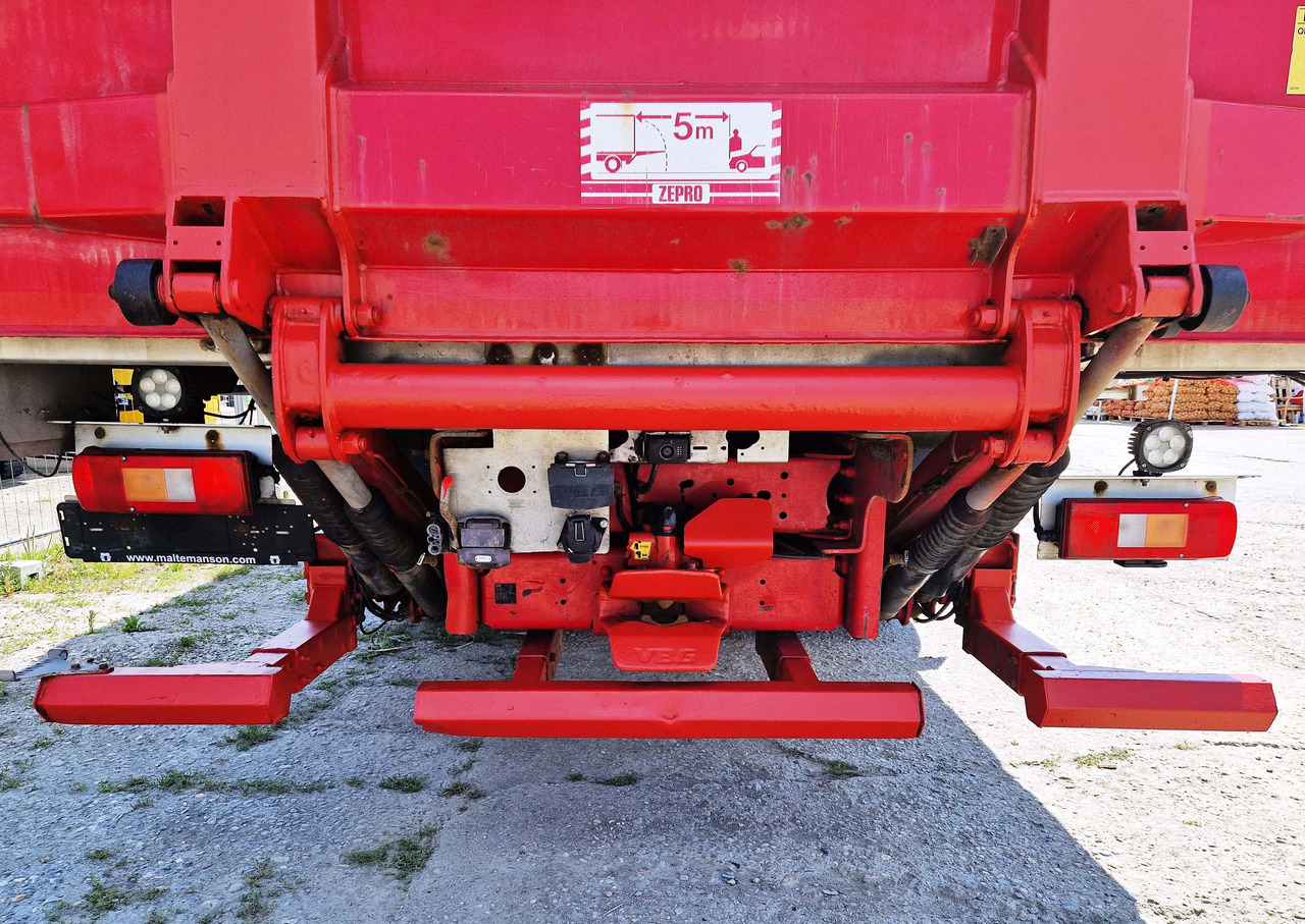 Xe tải đông lạnh để vận chuyển thức ăn VOLVO FM: hình 11